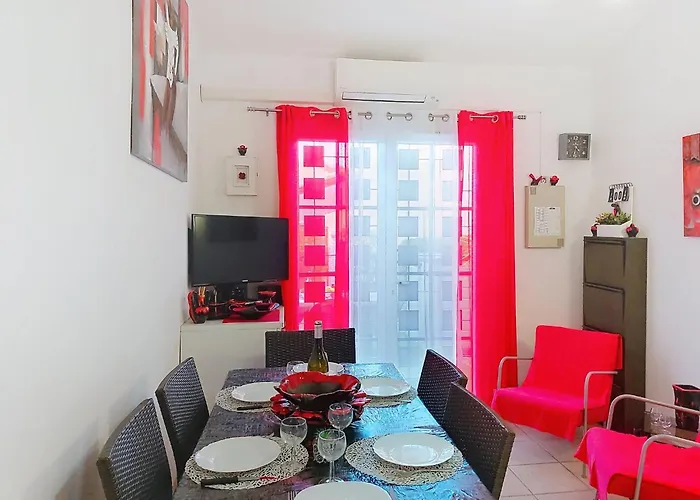 Сasa de vacaciones Les Amandines By Interhome Le Barcarès